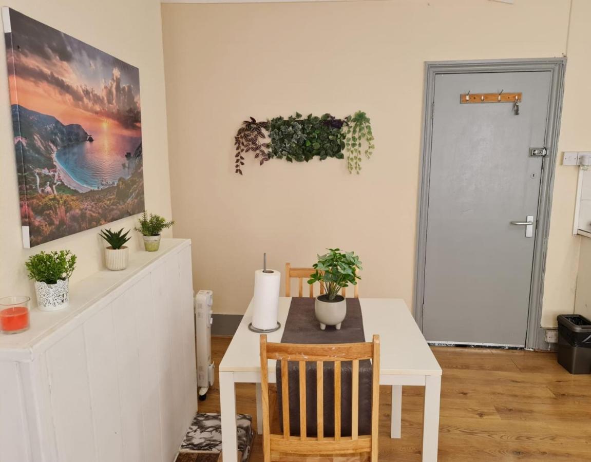 Lovely Private Room Near Central London Exterior photo