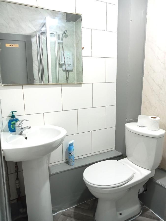 Lovely Private Room Near Central London Exterior photo