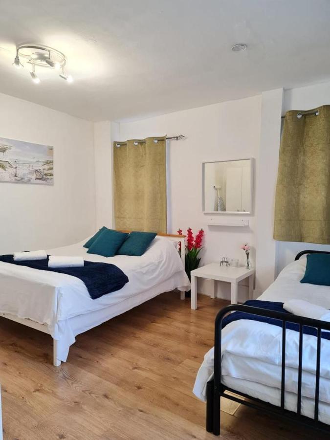 Lovely Private Room Near Central London Exterior photo