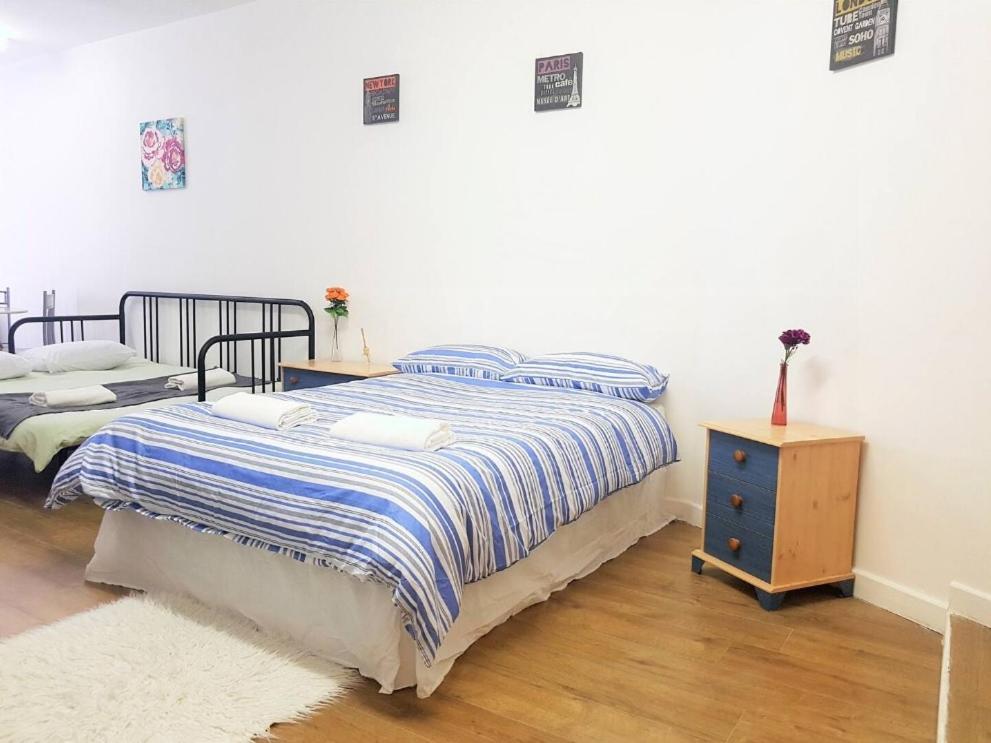 Lovely Private Room Near Central London Exterior photo